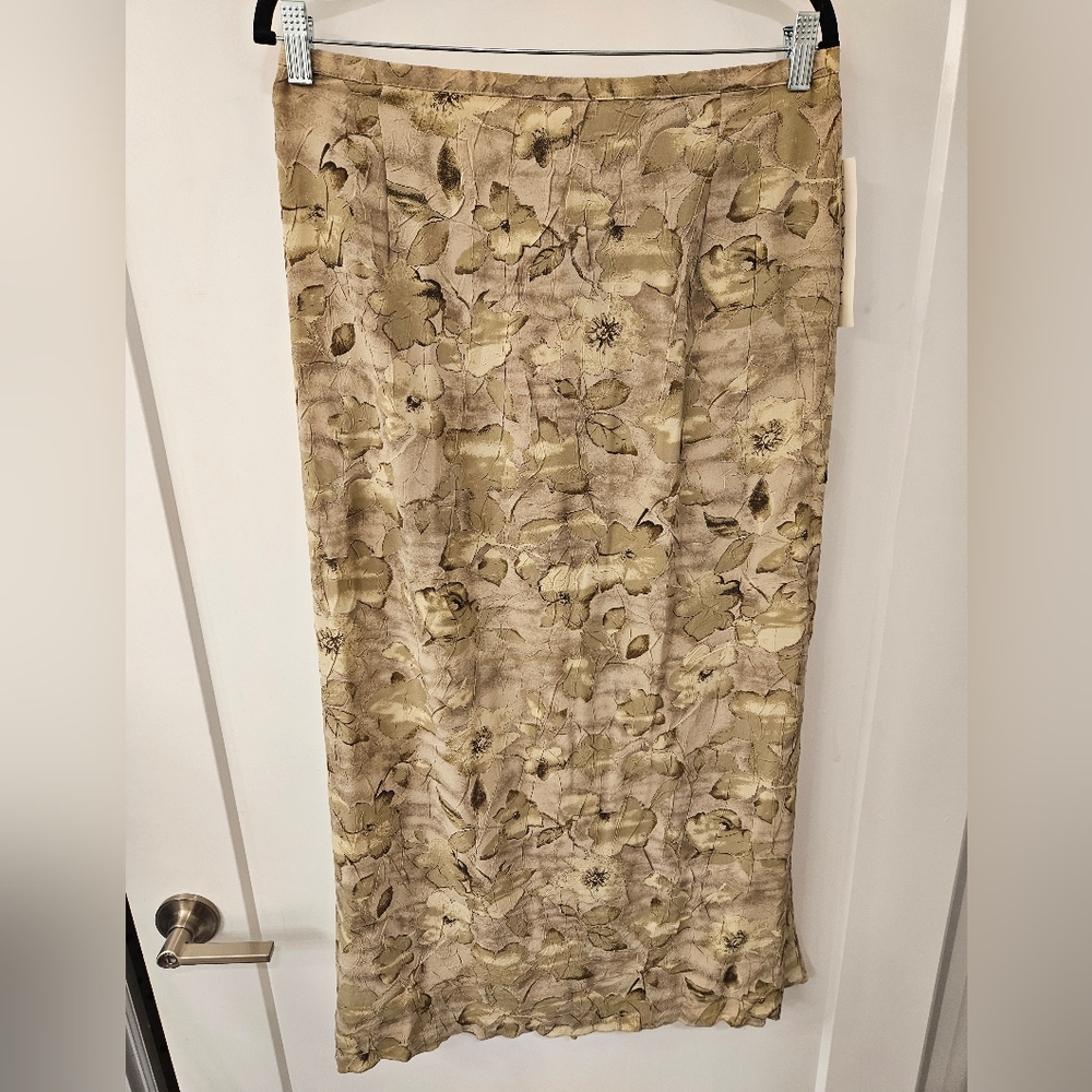 NWT - Norton McNaughton "Khaki" Maxi Skirt - Size L